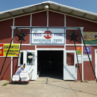 Dickinson Feed & Supply logo