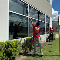 Fish Window Cleaning logo